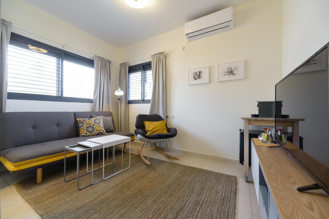 Luka 15 - By Beach Apartments Tlv Τελ Αβίβ Εξωτερικό φωτογραφία